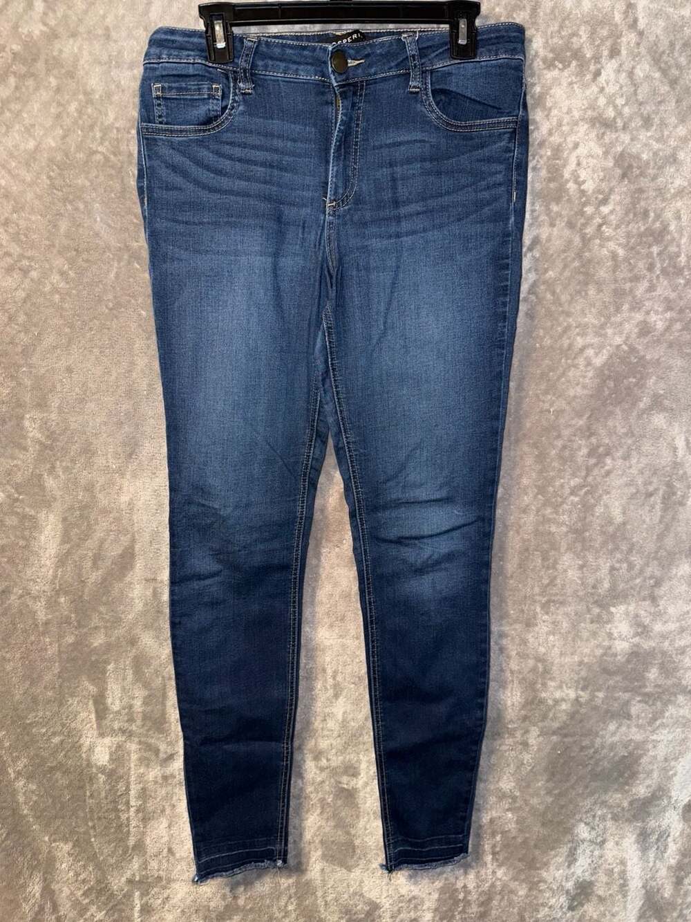 Prosperity Denim Women's Size 30 Raw Hem Skinny Jeans